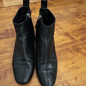 Everlane Italian Leather Black Day Boot, Size 6